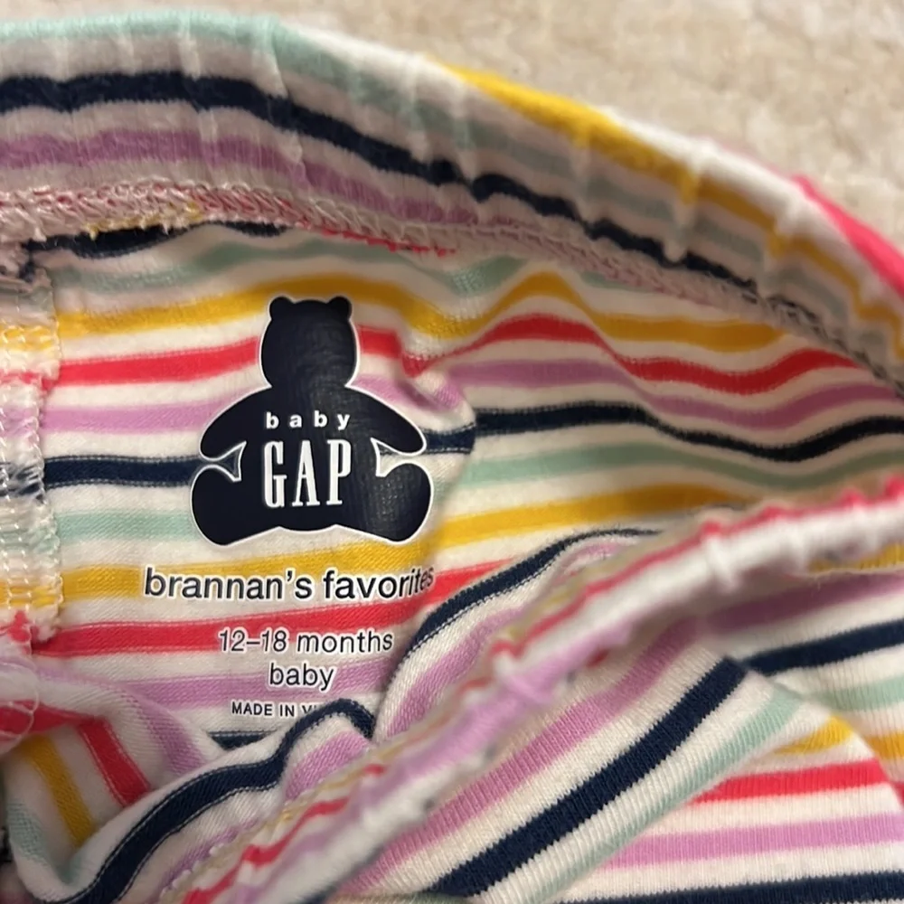 Adorable Baby Girls Baby Gap Striped two piece outfit with peplum top!